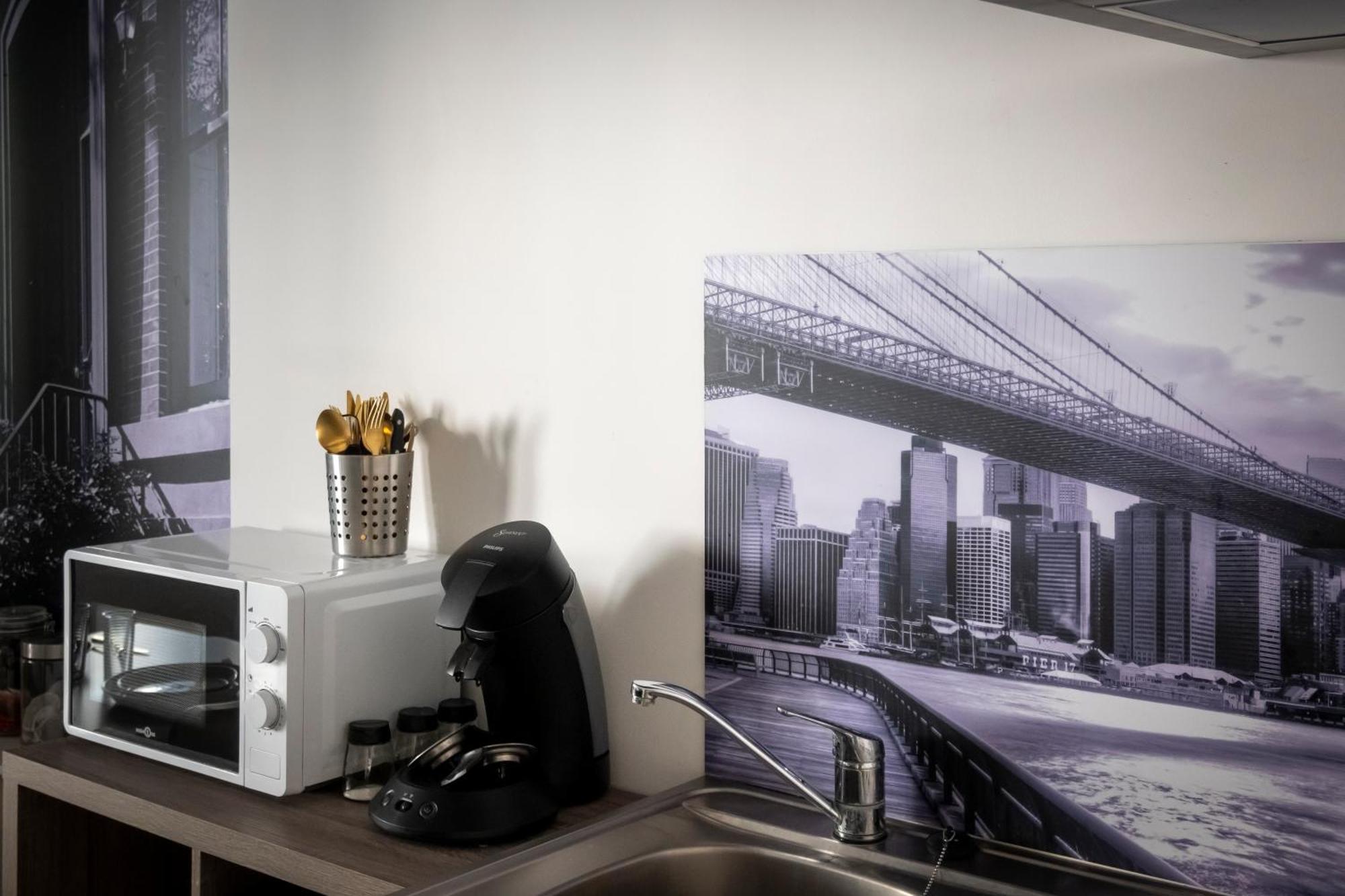 Superbe Appartement Avec Patio Nîmes Eksteriør bilde
